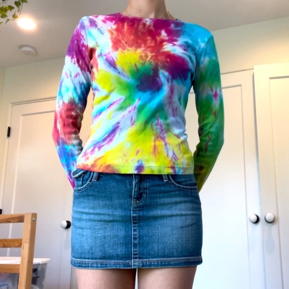 tie dye rainbow swirl long sleeve t-shirt